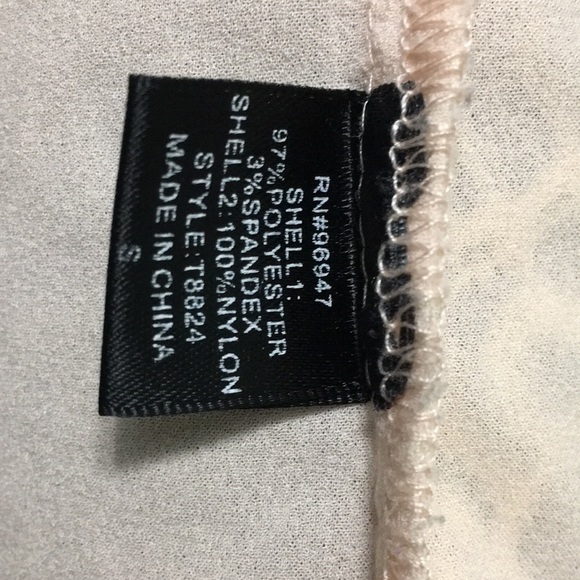 Blush and ivory lace blouse - Picture 6 of 7